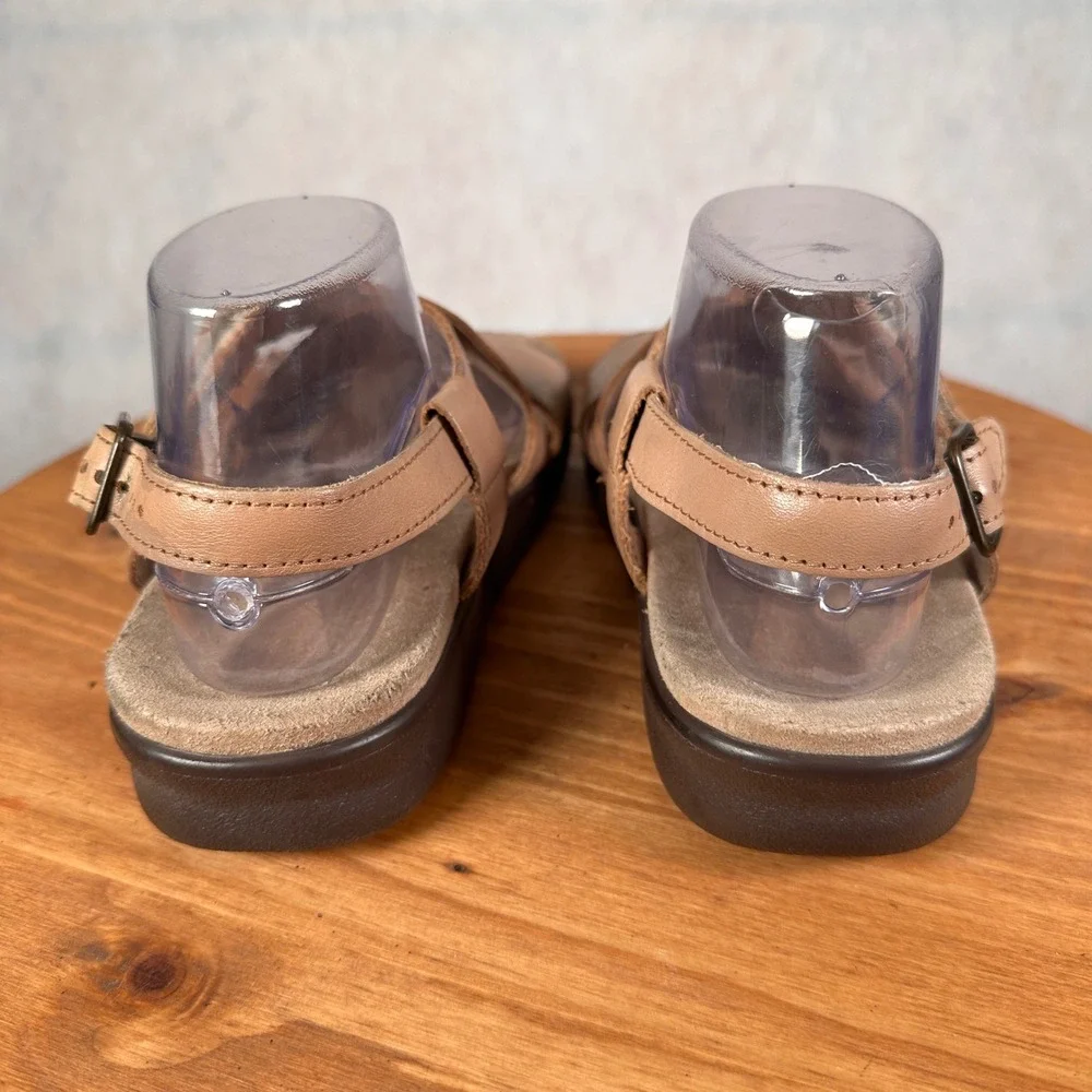 SAS Tripad Comfort Sandals Womens 8.5W Tan Good Adjustable Leather Walking Shoes